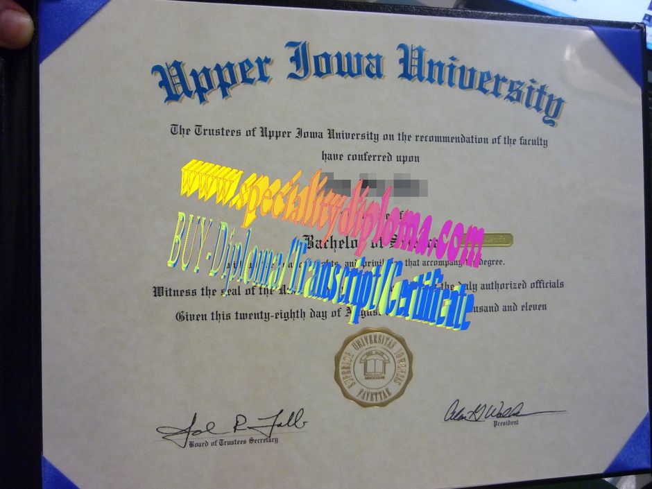 Make fake Upper Iowa University Diploma